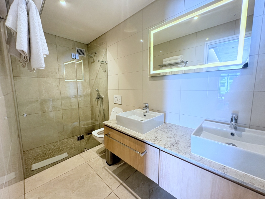 To Let 2 Bedroom Property for Rent in Sea Point Western Cape